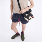 GQ Everyday Rolling Bag กระเป๋าสะพายข้างดีไซน์กะทัดรัด