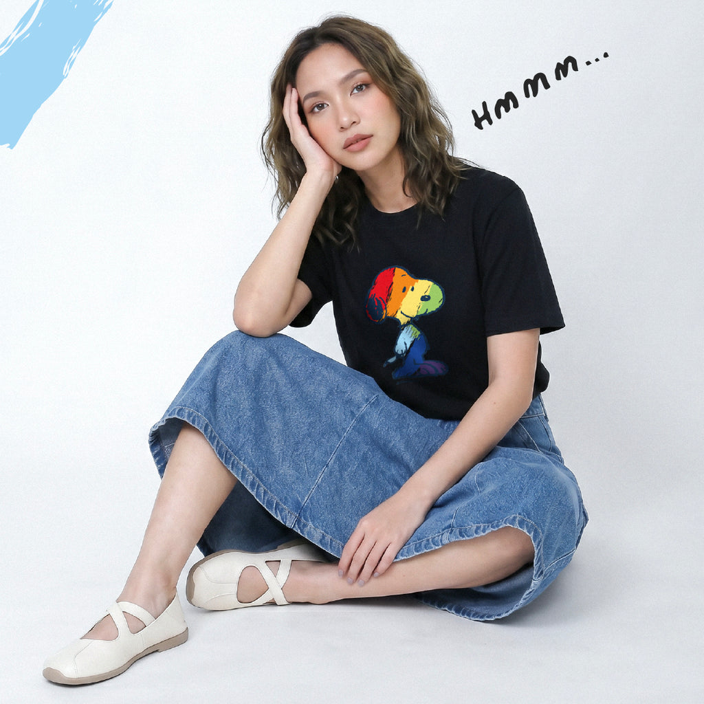 GQ Everyday x Peanuts™ Unisex Pride T-Shirt เสื้อยืดลาย Snoopy ธีม Pride